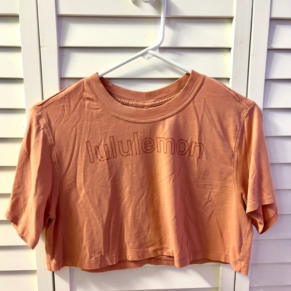 Lululemon Cropped Tshirt- x Small
